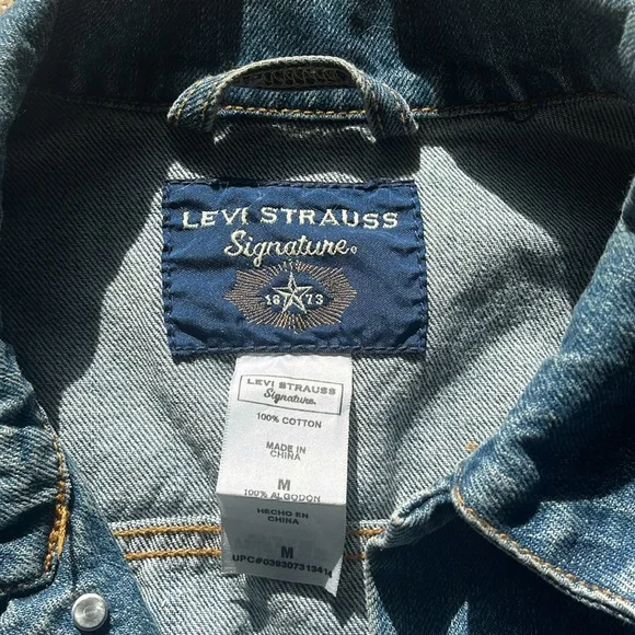 Levi Strauss Signature Jean Jacket - Picture 2 of 8